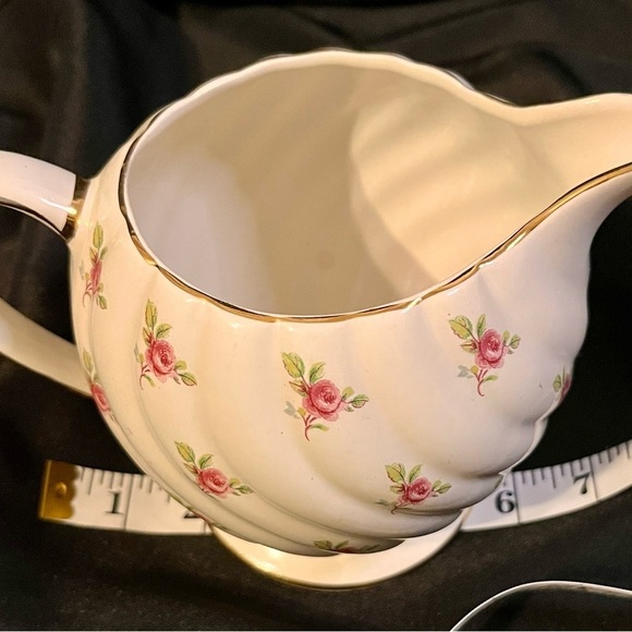 Sadler Bridgerton Floral Cream Pitcher Made in England Pattern 1593 Textured VTG - Picture 16 of 17